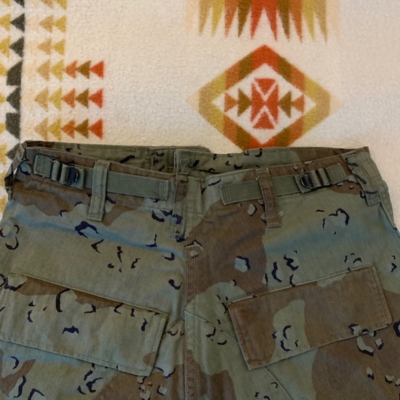 UO Cargo Camp Miniskirt - Picture 3 of 5